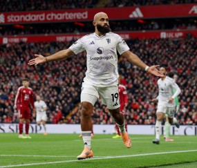 AYX-穆古鲁扎遭遇五连败，利物浦教练面临压力！的简单介绍