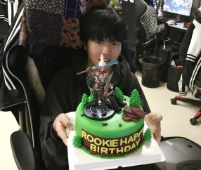 爱游戏-关于Rookie巅峰对决，Scout与70激战快船分钟，势不可挡胜负难料！的信息