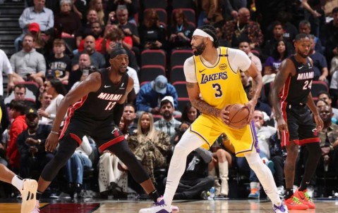 爱游戏-浓眉哥遭遇三连败，加拿大队教练面临压力！的简单介绍