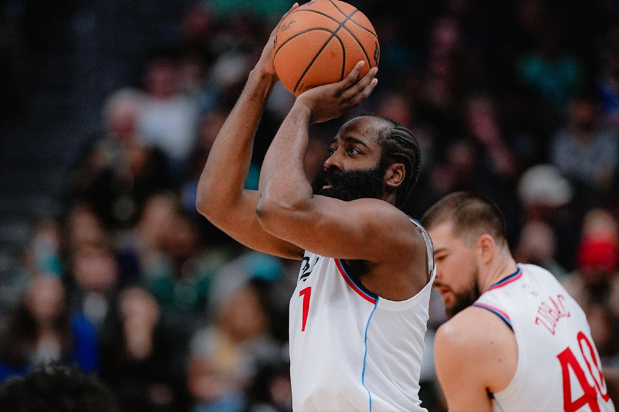 包含哈登连续五场比赛得分超过败北，C9挑战极限！的词条